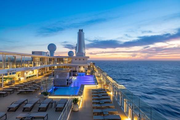 Silversea Silver Nova - Pool Deck 10, ©Silversea Cruises Ltd.jpg